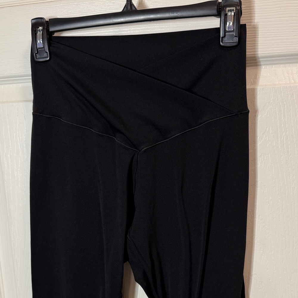 Aerie Real Me Hi-Rise Crossover 7/8 Leggings - Picture 5 of 9